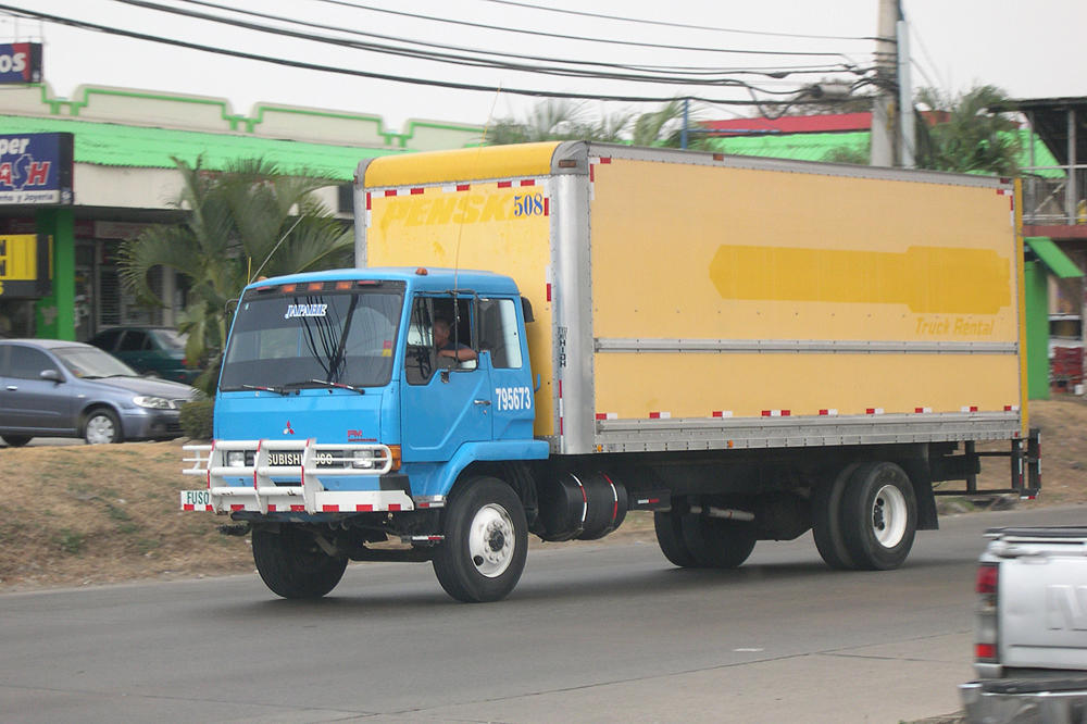 Refroidisseur intermédiaire Mitsubishi Fuso FM